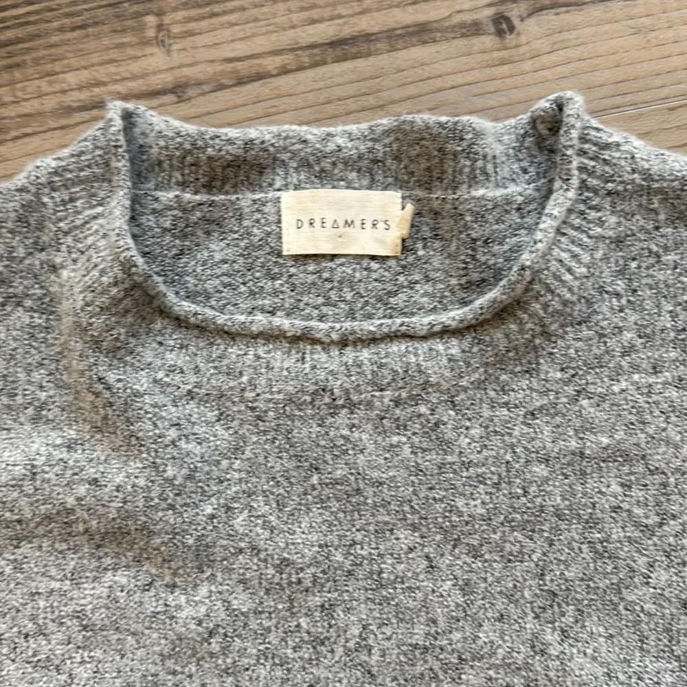 Gray Crew Neck Sweater with Bow Details - Picture 3 of 3